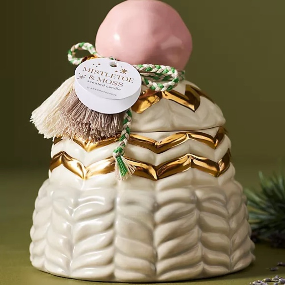 Anthropologie Woody Mistletoe & Moss Ceramic Snow Hat Candle